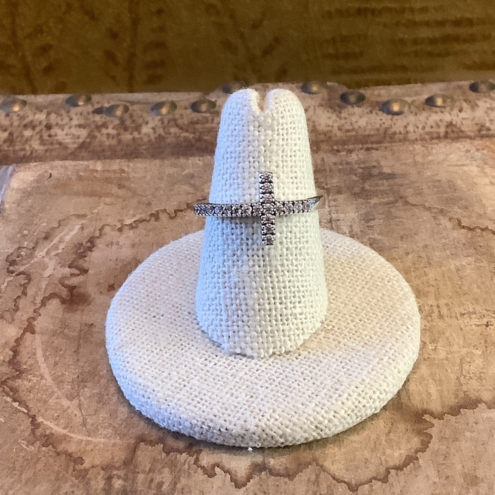 Silpada Reverence Ring Size 7